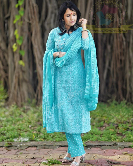 Bhandani Print Sky Blue Kurta Set With Embroidery